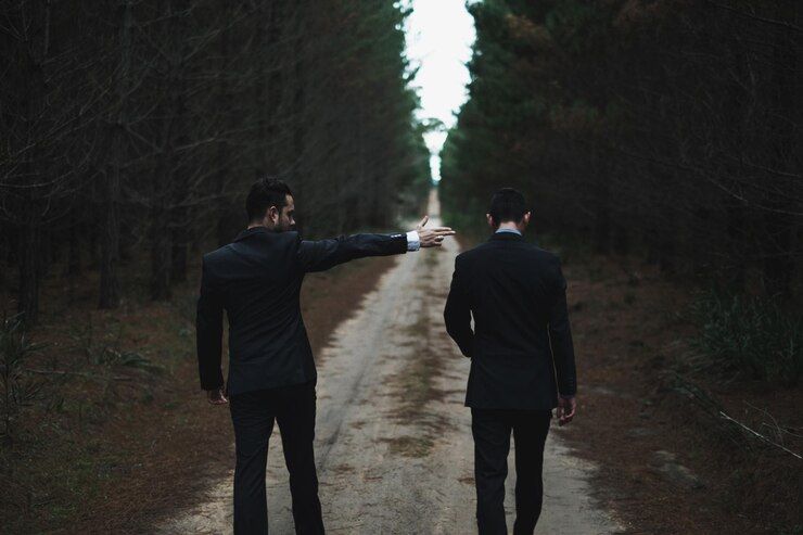 You are currently viewing The Unspoken Rules of Loyalty in a Cutthroat World